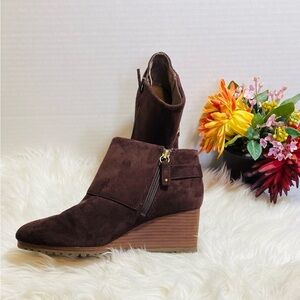 Dr. Scholl's  Brown Suede Wedge Heel Booties Sz-8